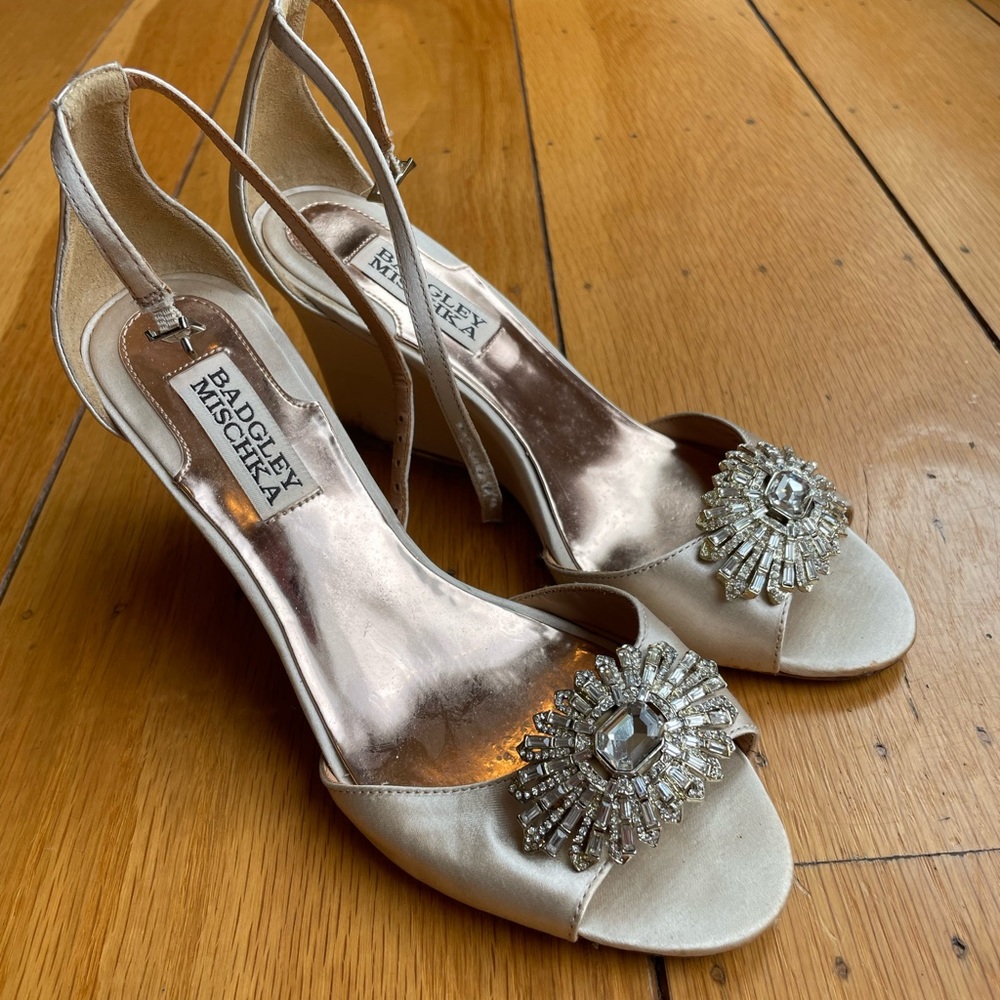 Badgley Mischka size 5.5